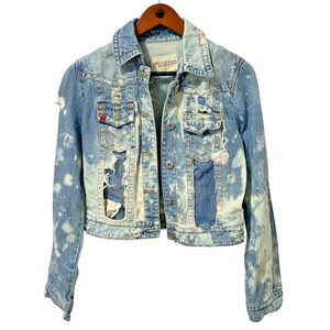 Womens Jean Jacket Large Light Wash Thrashed Faded Bleach Grunge Ripped Patches